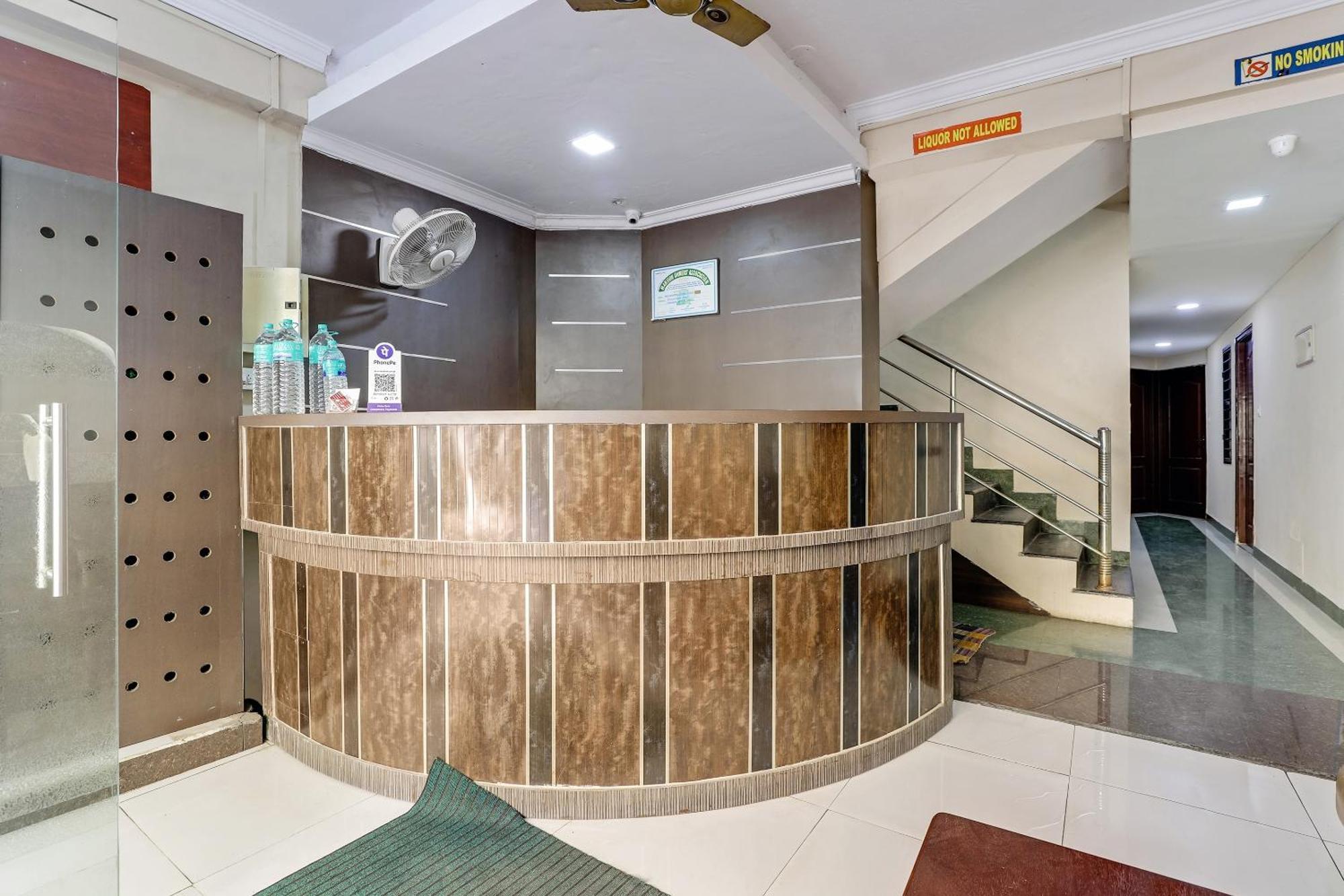 Spot On Grand Residency Hotel Chennai Exterior photo